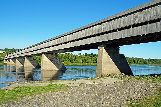 Hartland Covered Bridge - Image 3