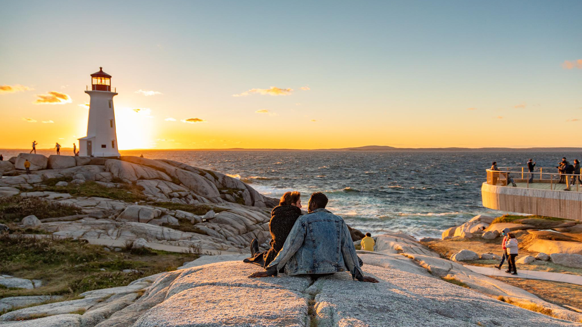 Peggy's Cove Lighthouse - Image 2