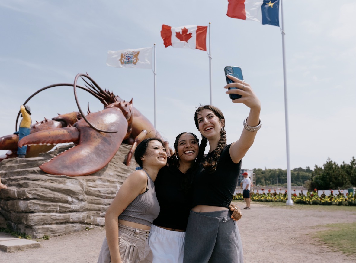 Giant Lobster - Image 2